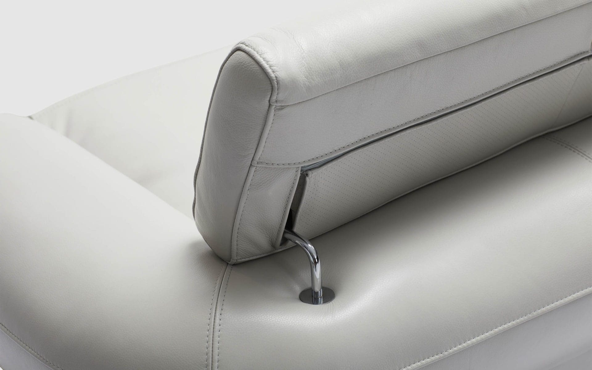 orbit chaise lounge